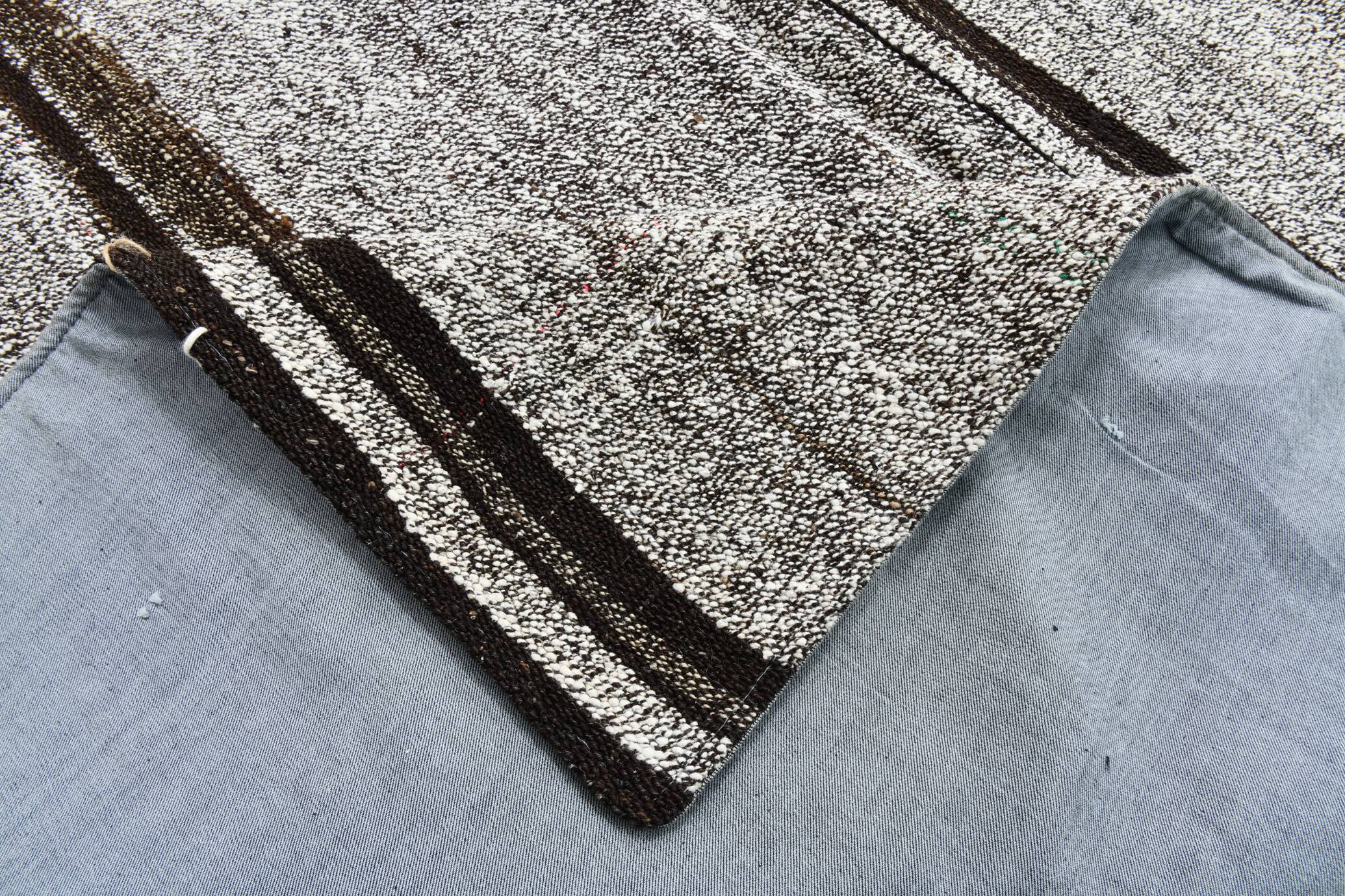 Turkish Mid Century Modern Vintage Kilim Rug, 170x230Cm