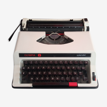 Olympia splendid typewriter with original box