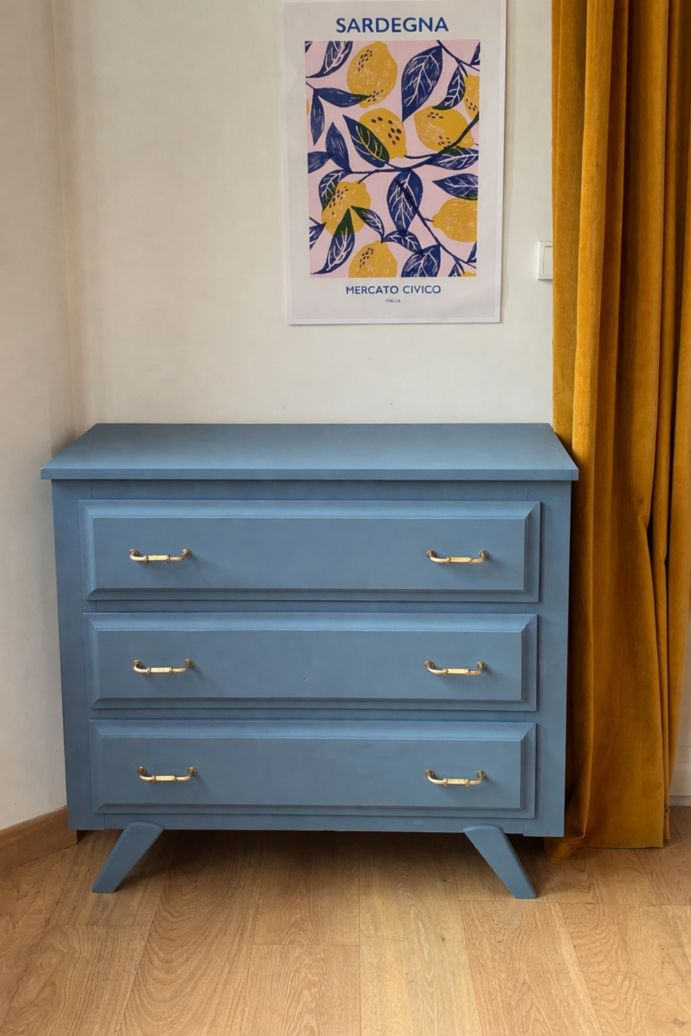 Renovated vintage chest of drawers