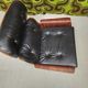 Fauteuil lounge cuir noir 1970 vintage