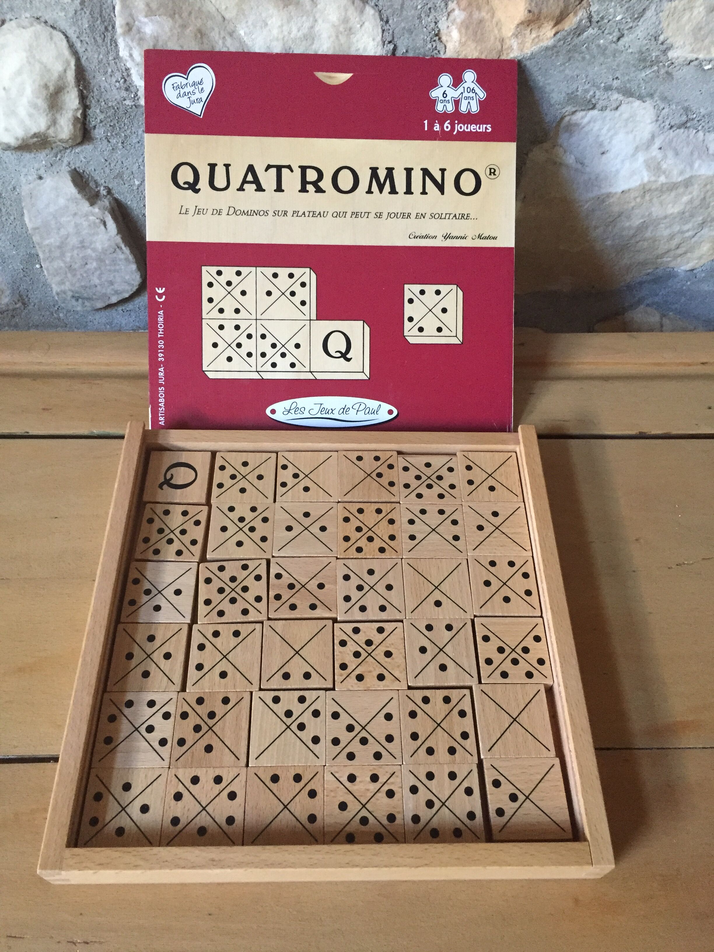 All-wood Quatromino game