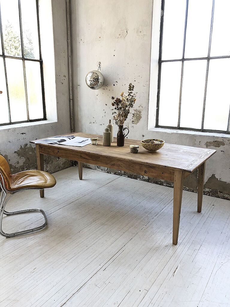 Oak farm table