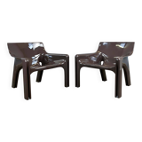 2 Vicario armchairs by Vico Magistretti for Artemide, plastic, 1970s