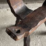 Chaise tripode brutaliste