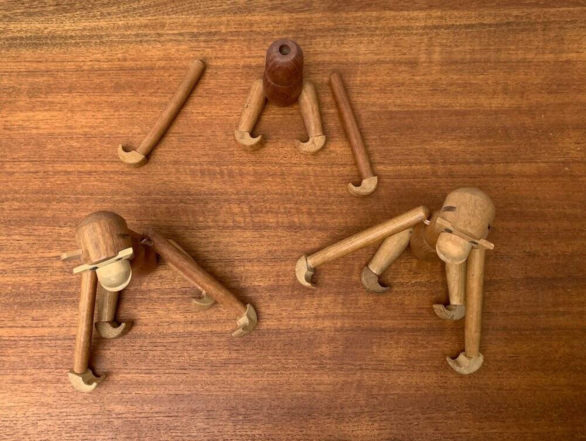 Singes en bois danois du milieu du siècle, lot de 3