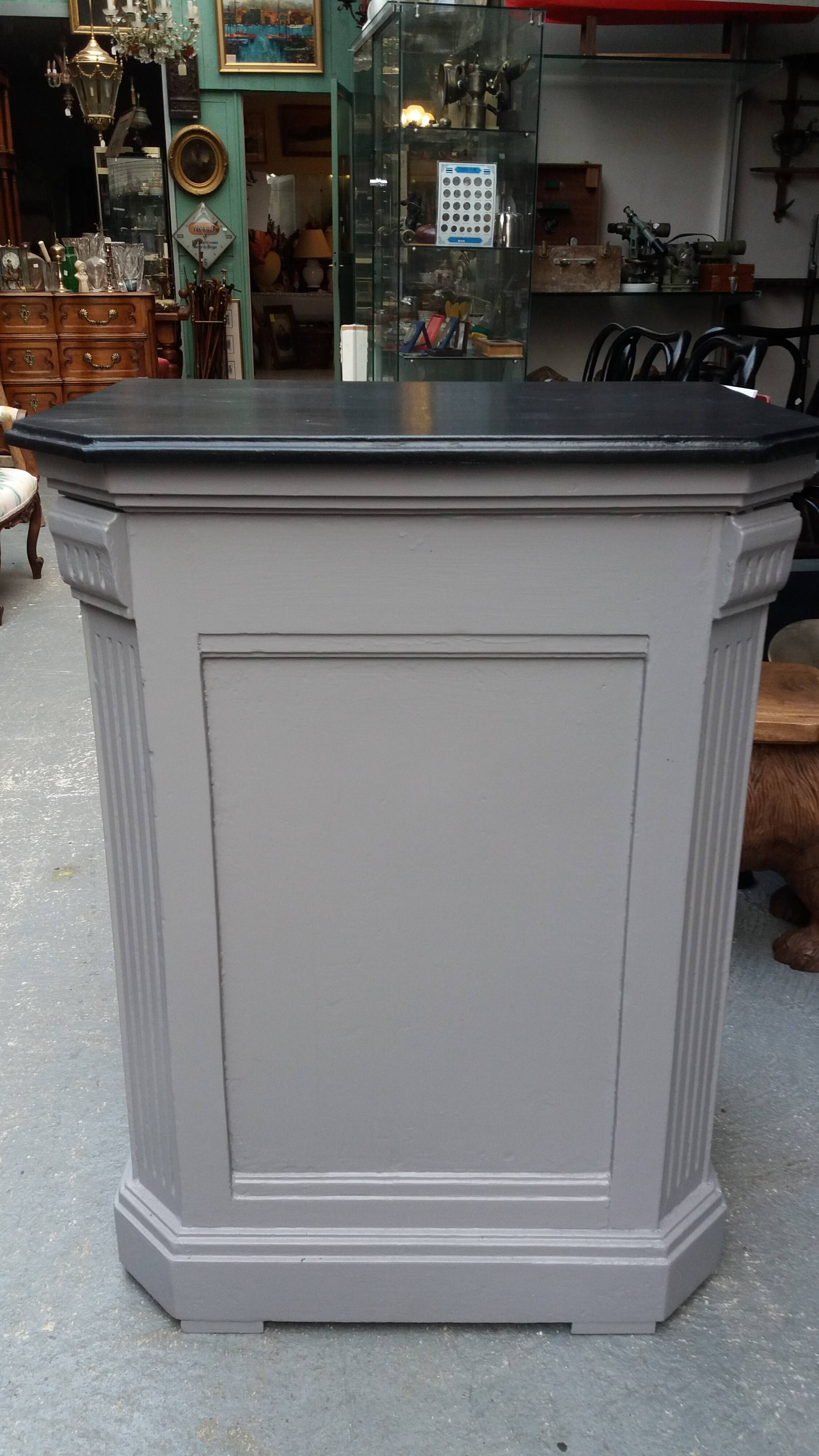 Store counter/cash register