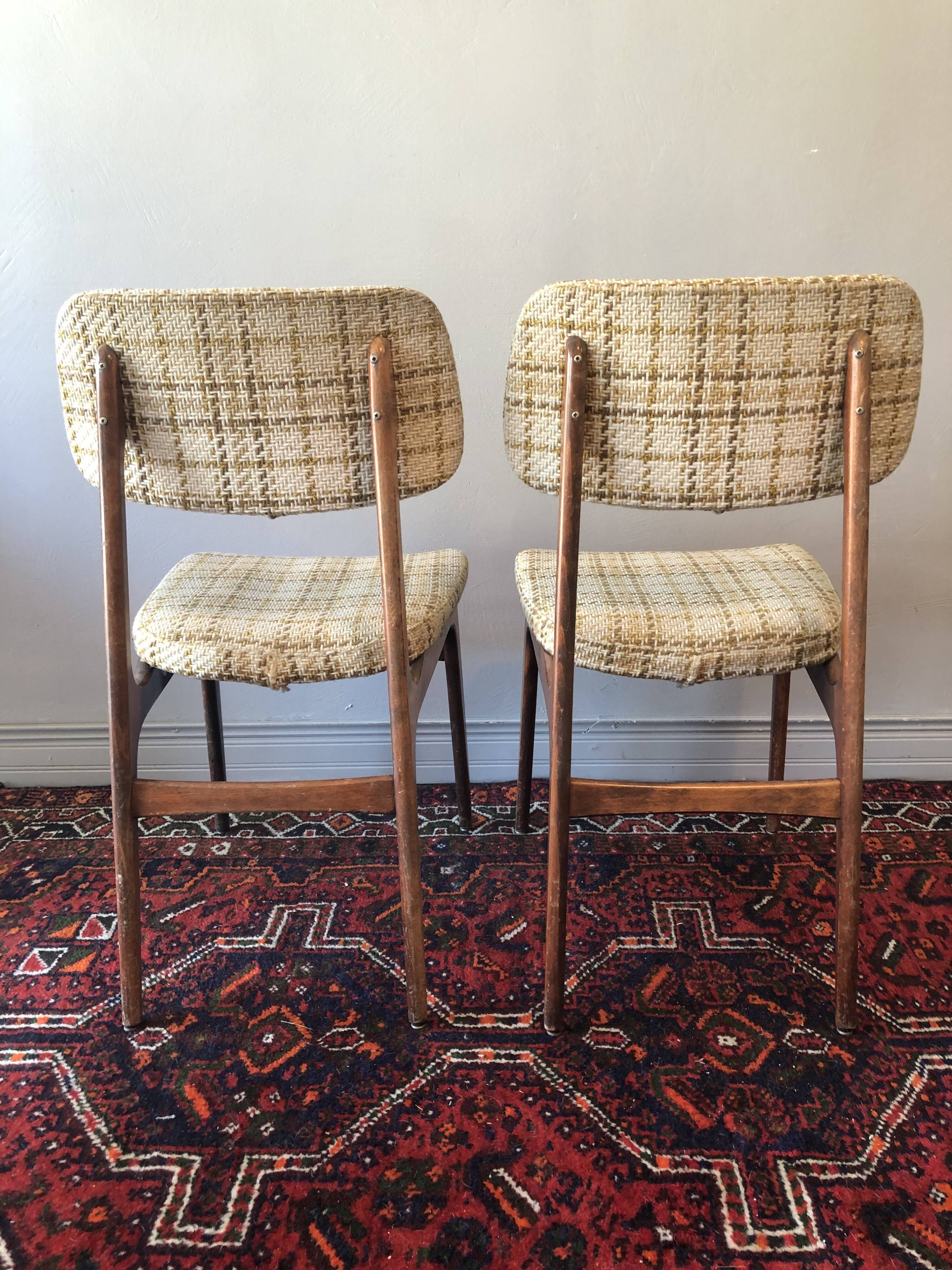 Duo de chaises années 60