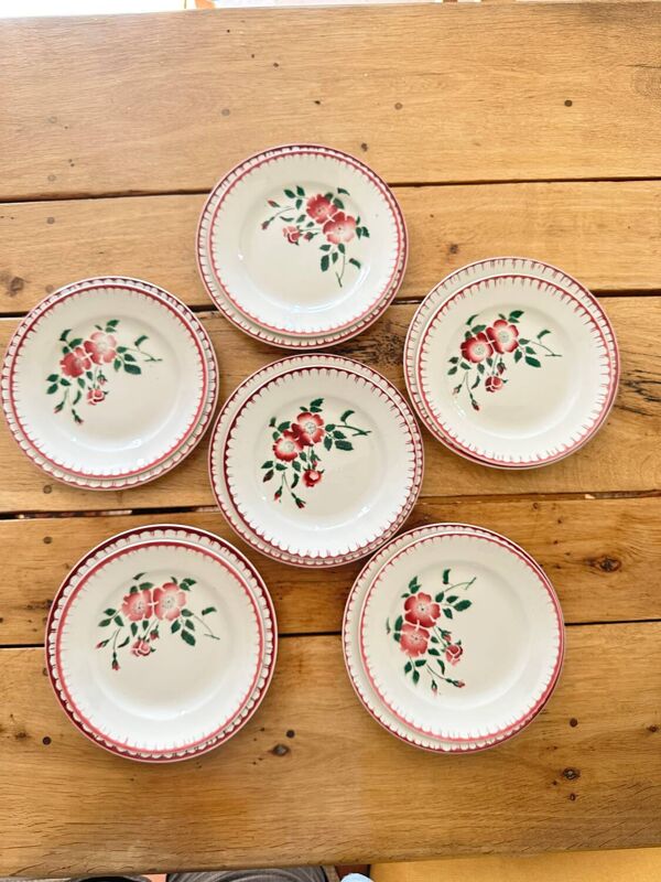 12 assiettes Sarreguemines, modèle Epernay