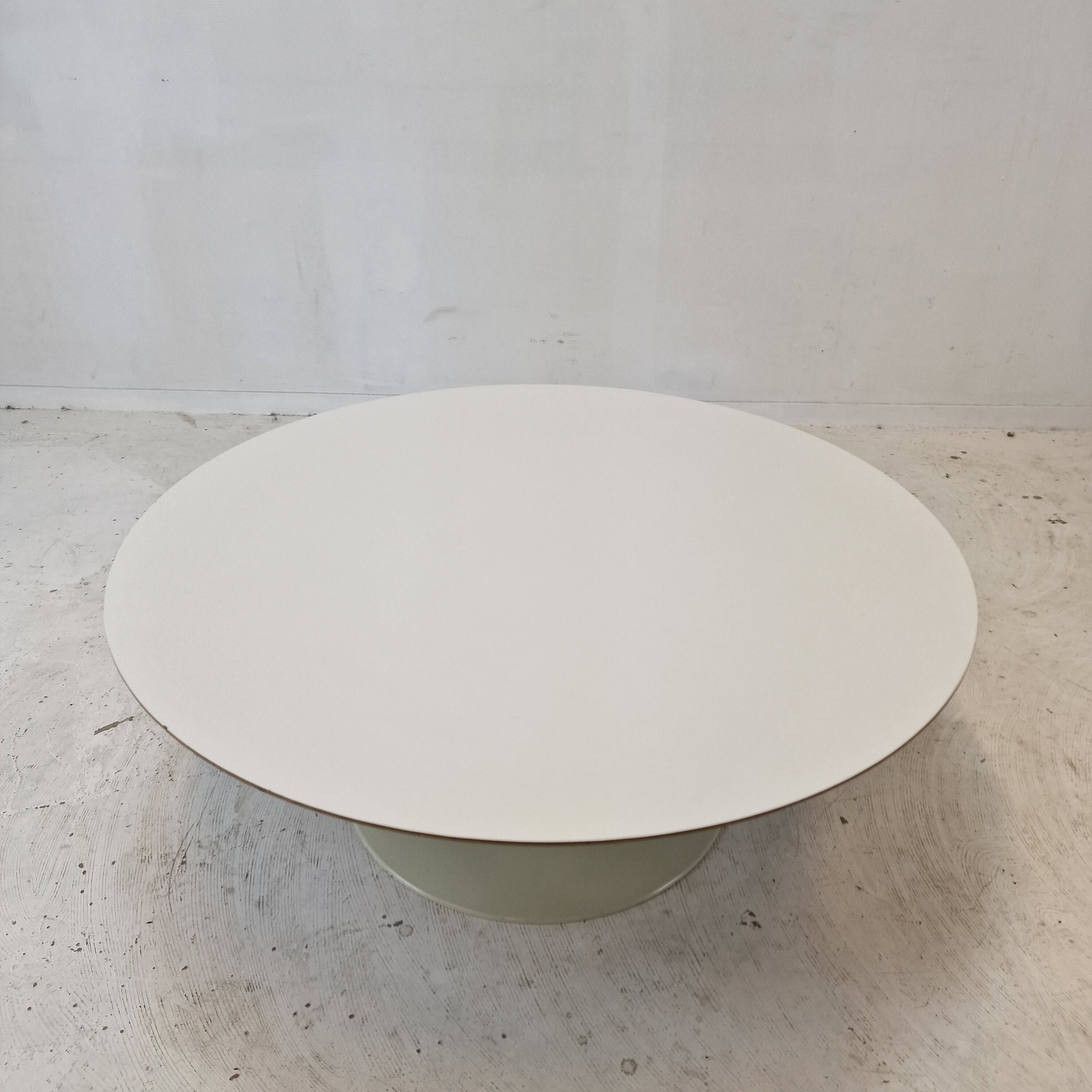 “Circle” Coffee Table by Pierre Paulin for Artifort, 1970s
