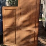 Asymmetrical cabinet