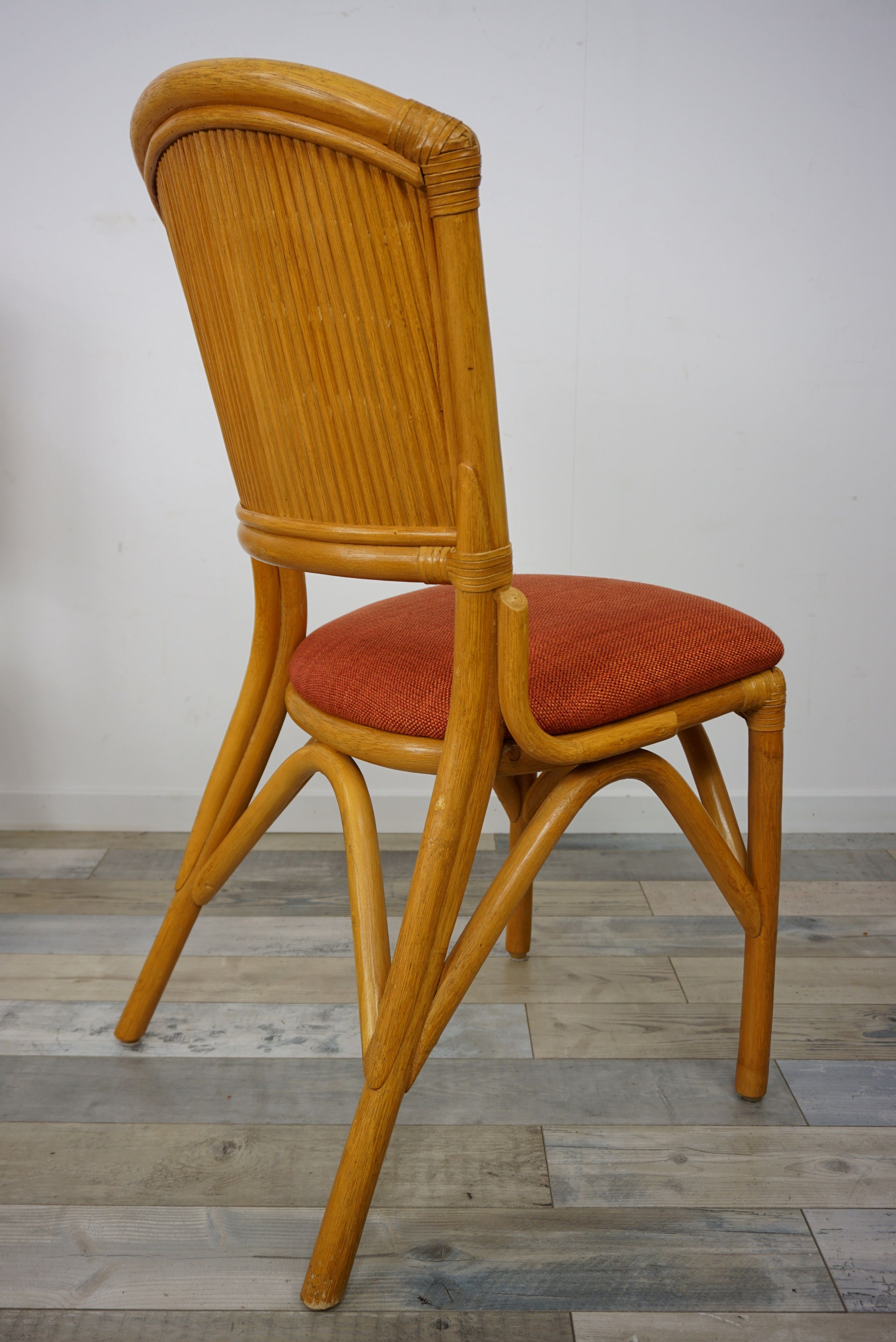 Suite of 4 chairs in Italian rattan design from the 60/70