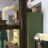 Former Strafor double shelf 30s