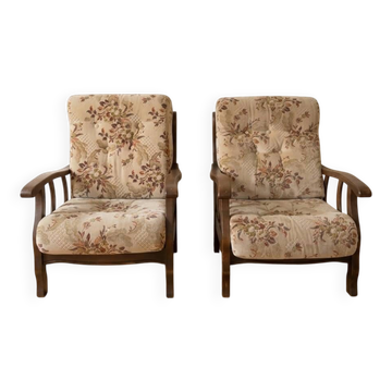 Pair of vintage 70s armchairs in floral fabric.