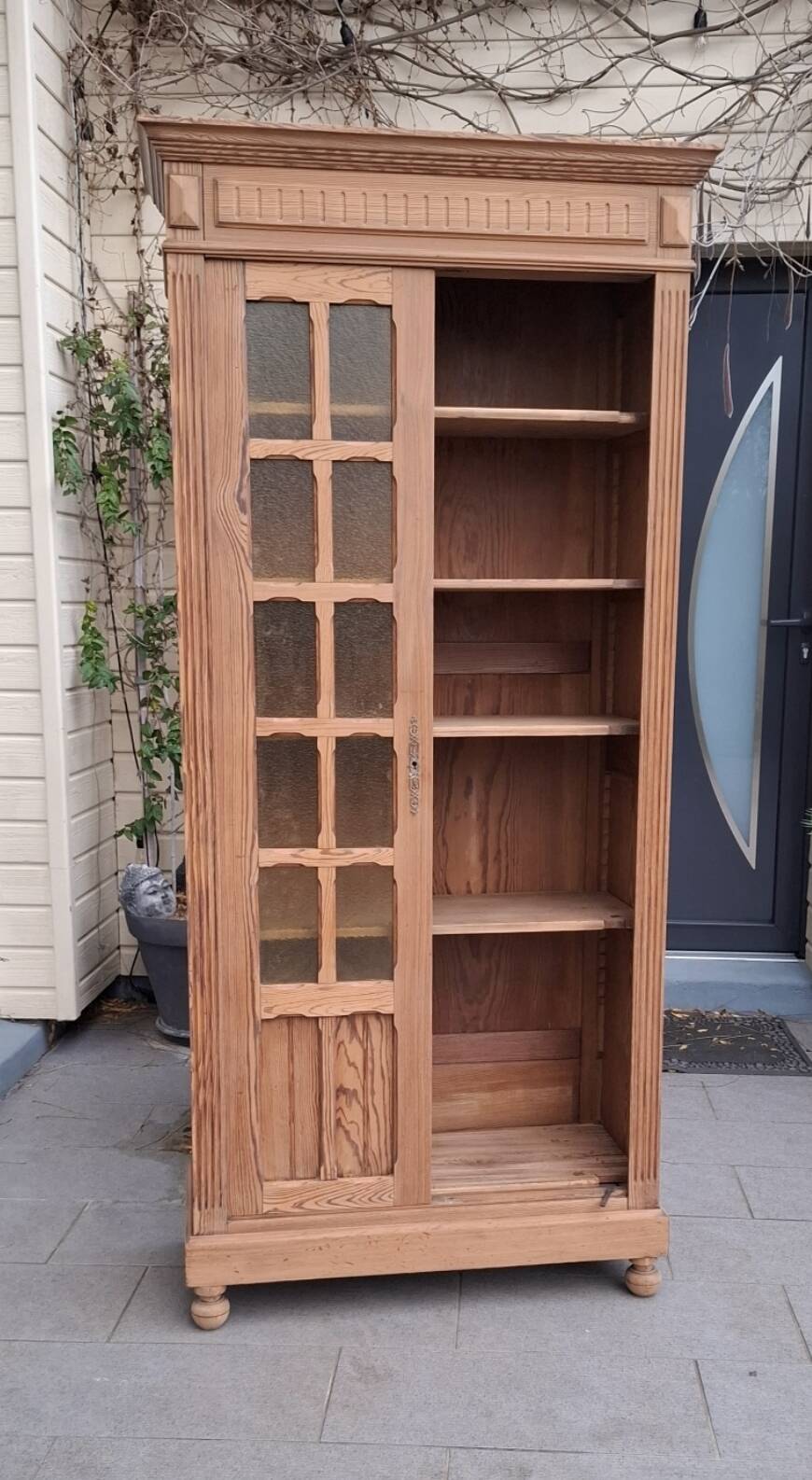 Armoire vitrée rénovée