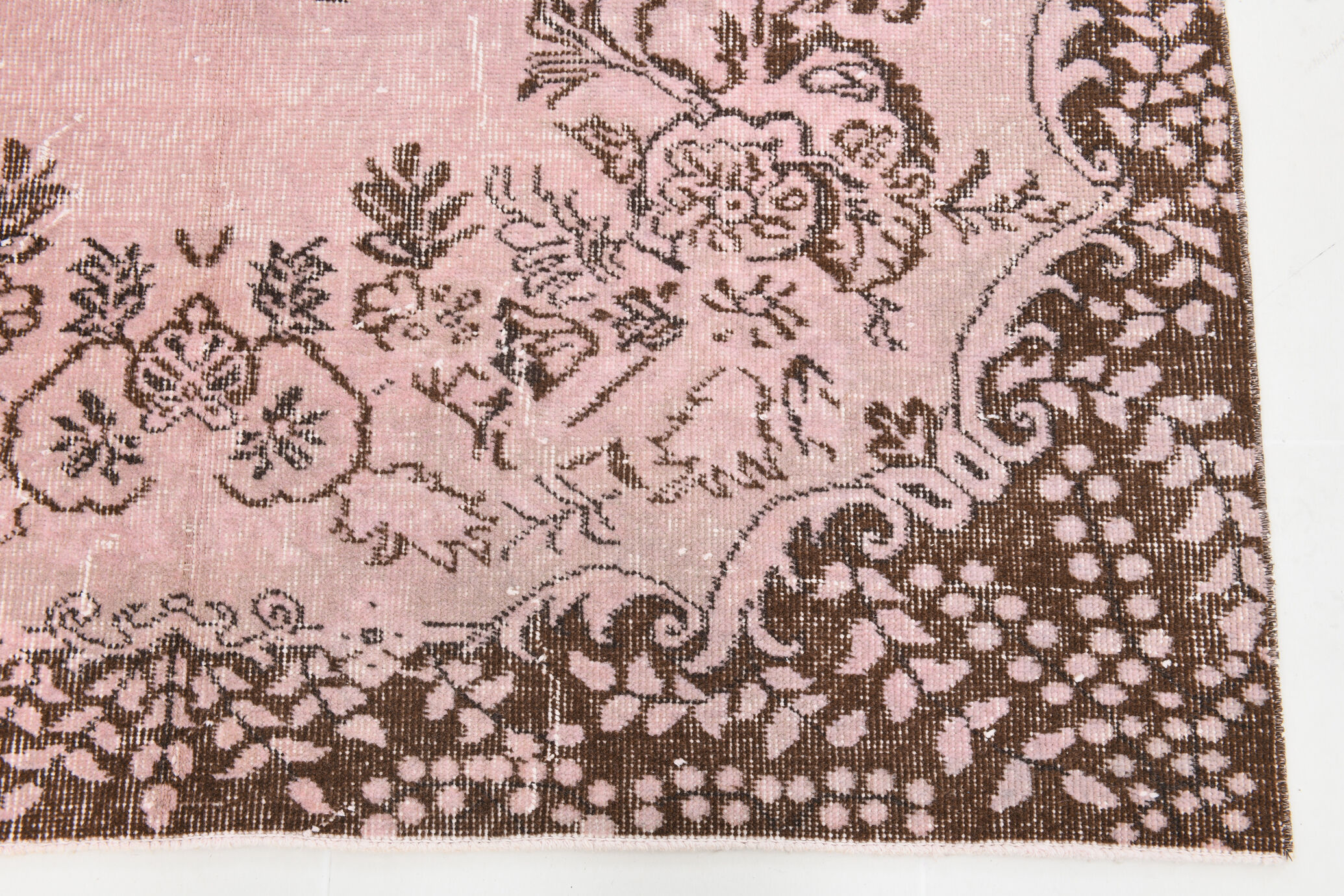 5x9 Light Pink Handmade Wool Turkish Rug 266x157Cm