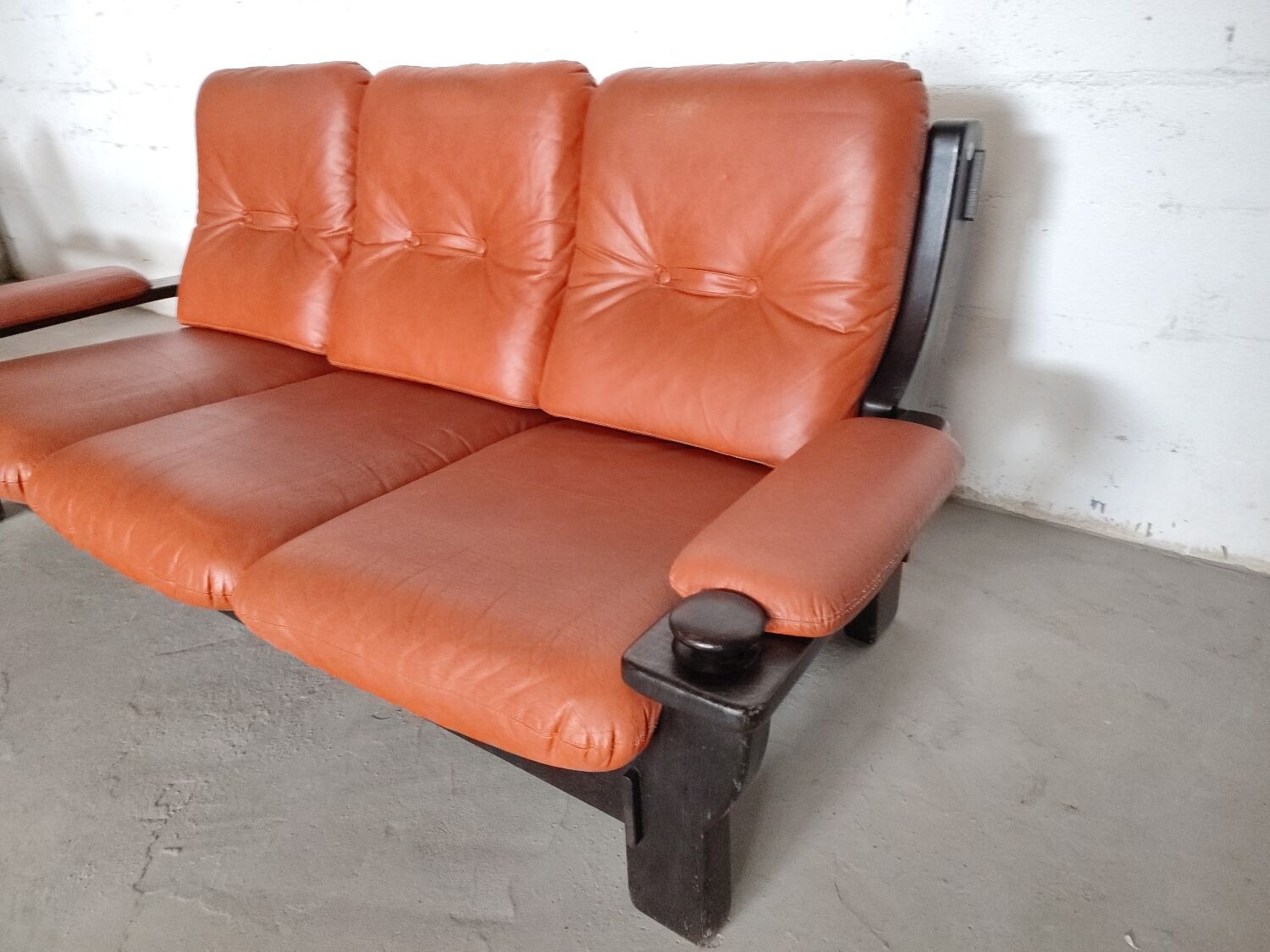 Brazilian brutalist leather sofa