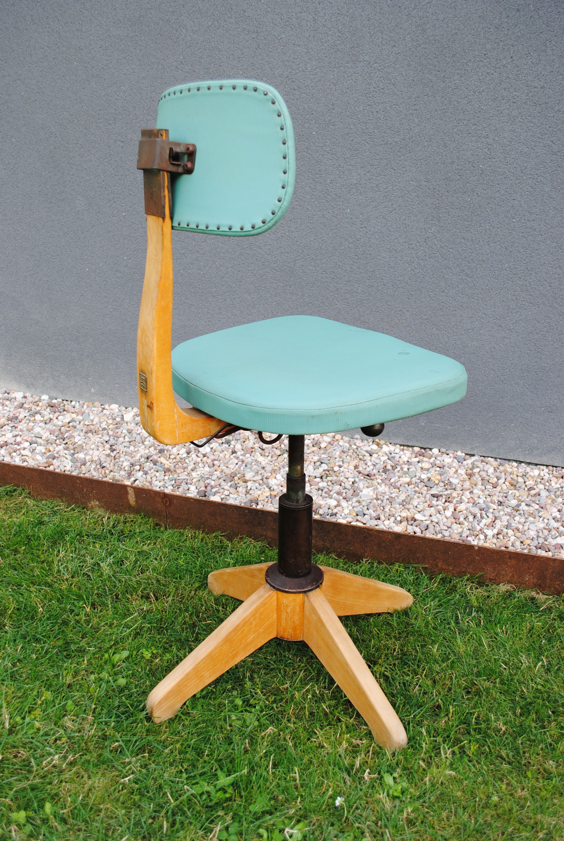 Chaise Stoll année 40