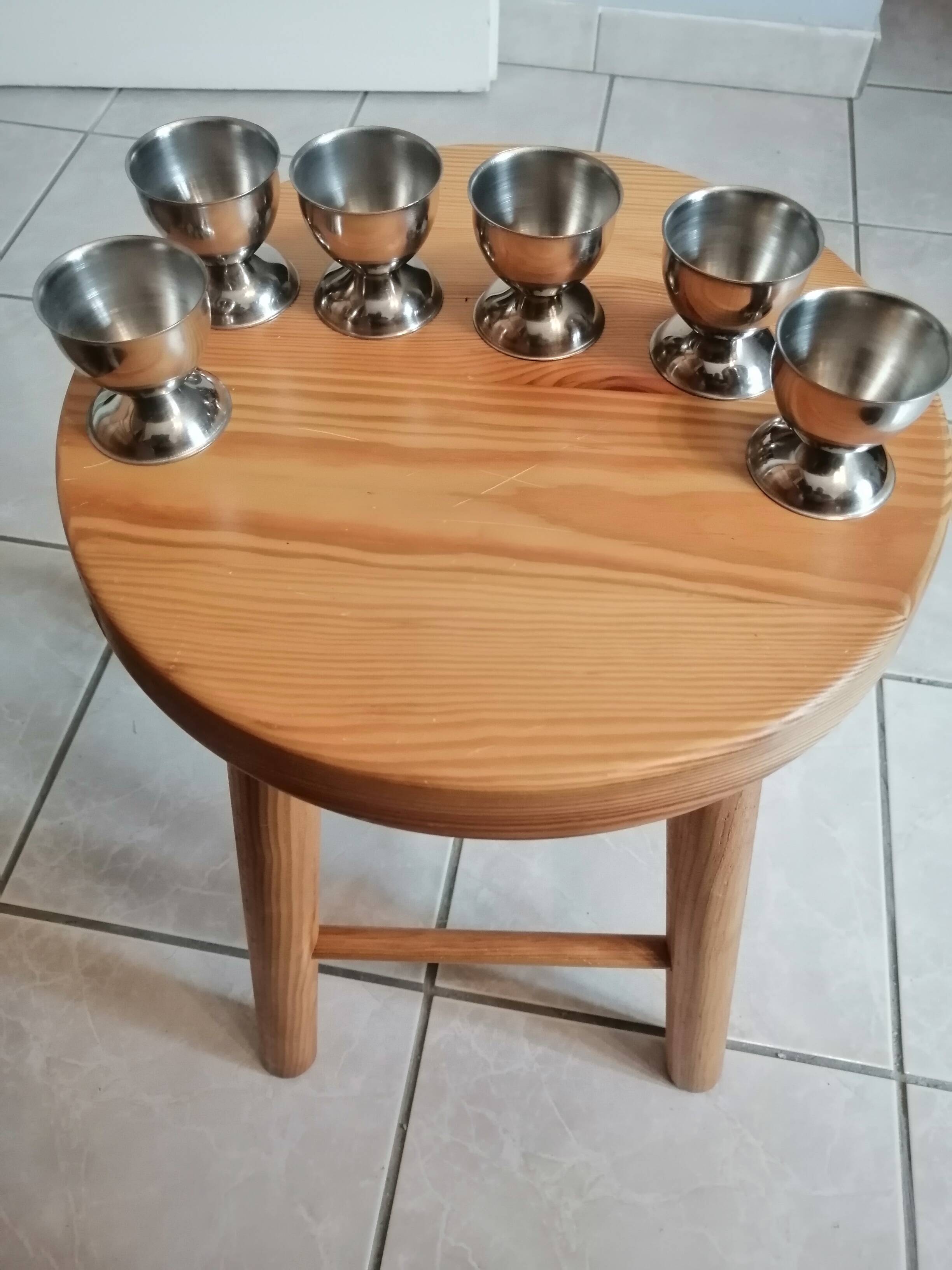 6 stainless steel egg cups