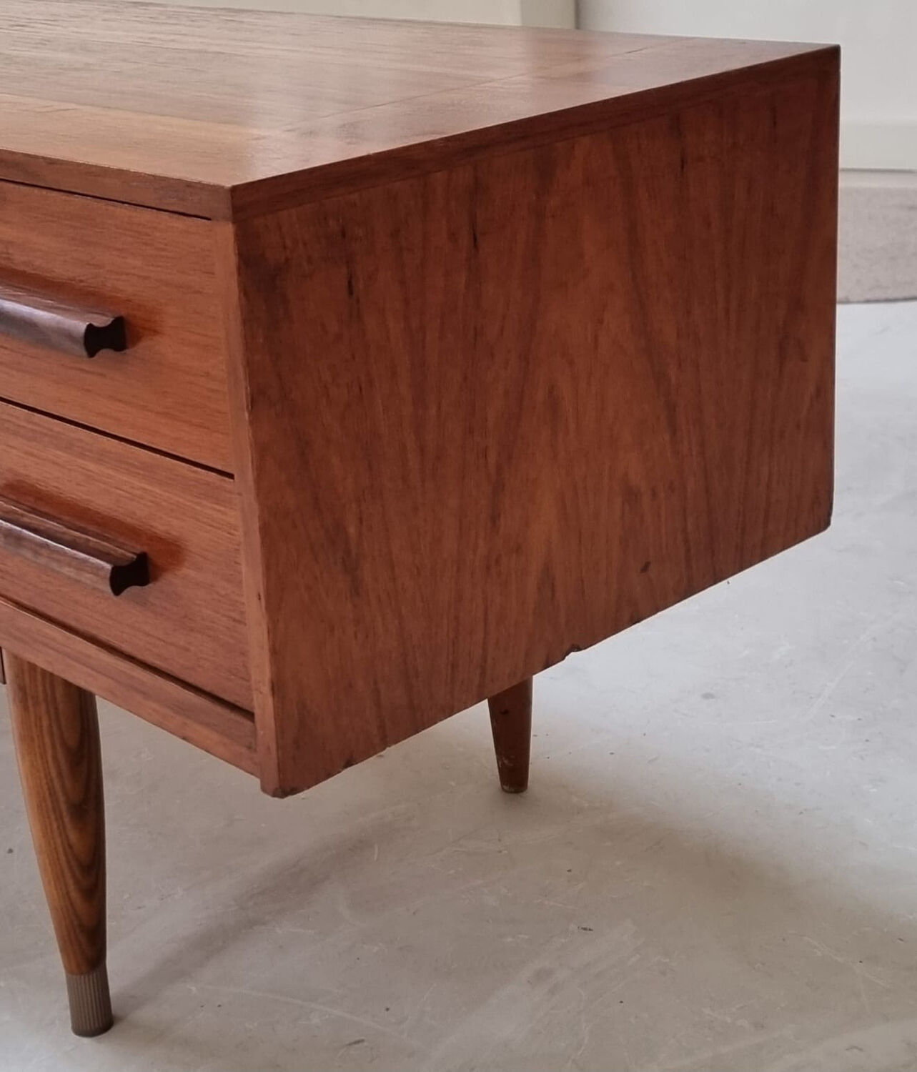 Mid-century lowboard