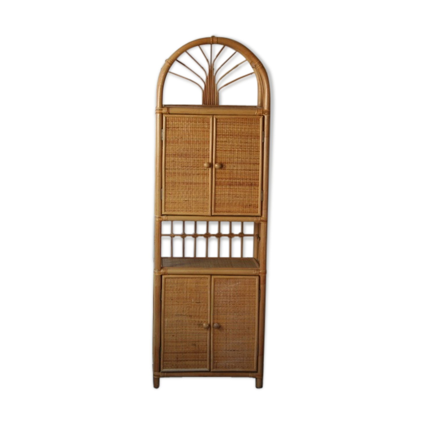 Vintage rattan bookcase 1970