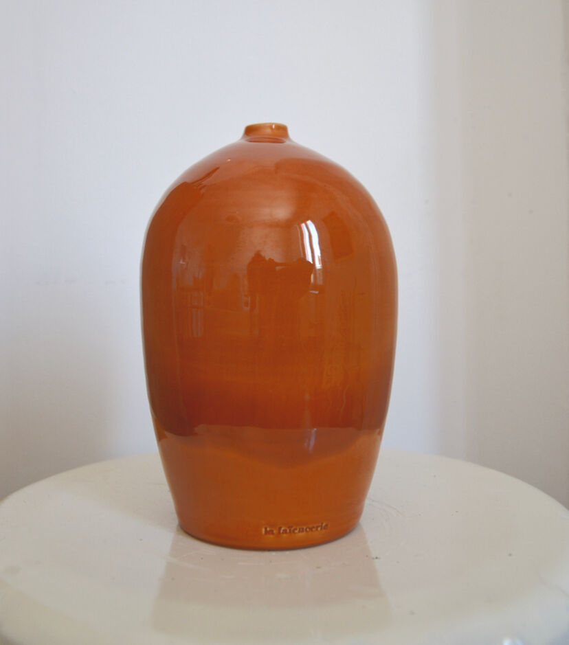 Vase or handmade soliflore terracotta color, minimalist design