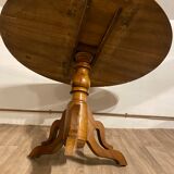 ROUND TABLE IN SOLID WALNUT NINETEENTH