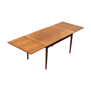 Table à manger par