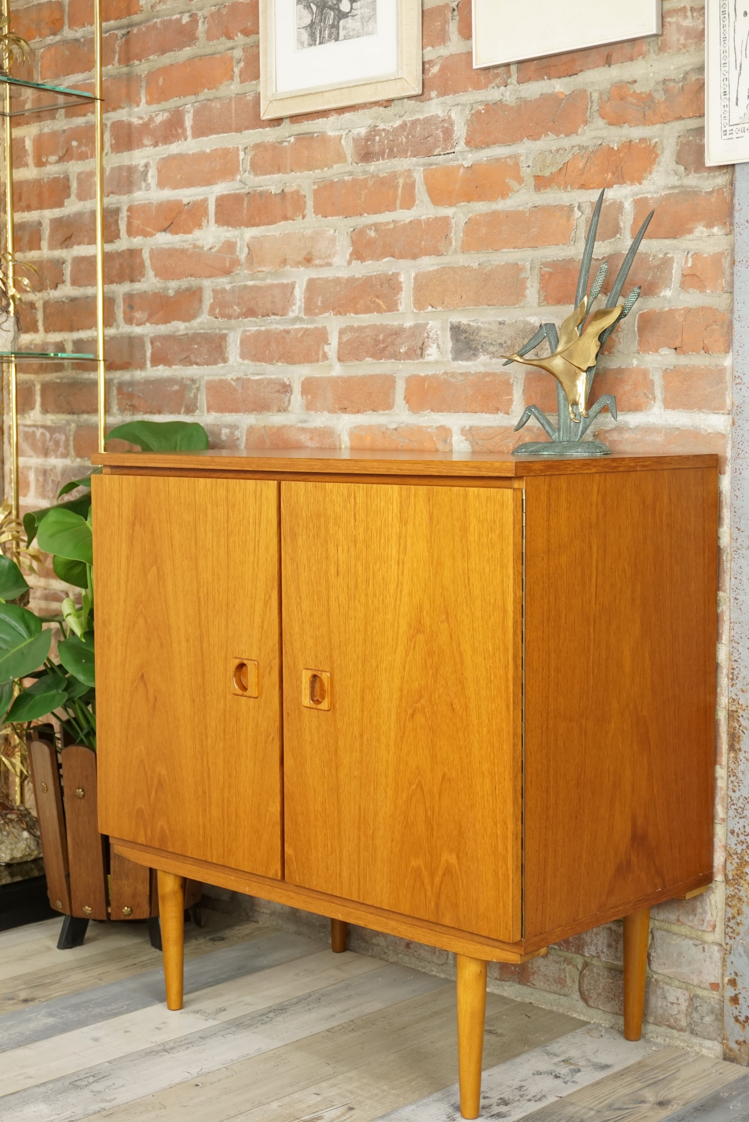 Cabinet teak design 50s 60s