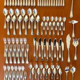 Ercuis cutlery set, 124 pieces, Louis XV style, in near-new condition.