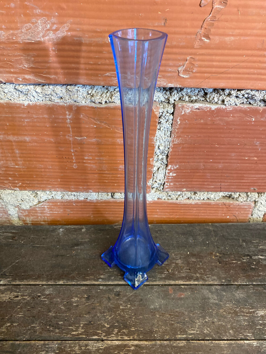 Vintage Early 20th Century Vertical Blue Glass Soliflore Vase #D755