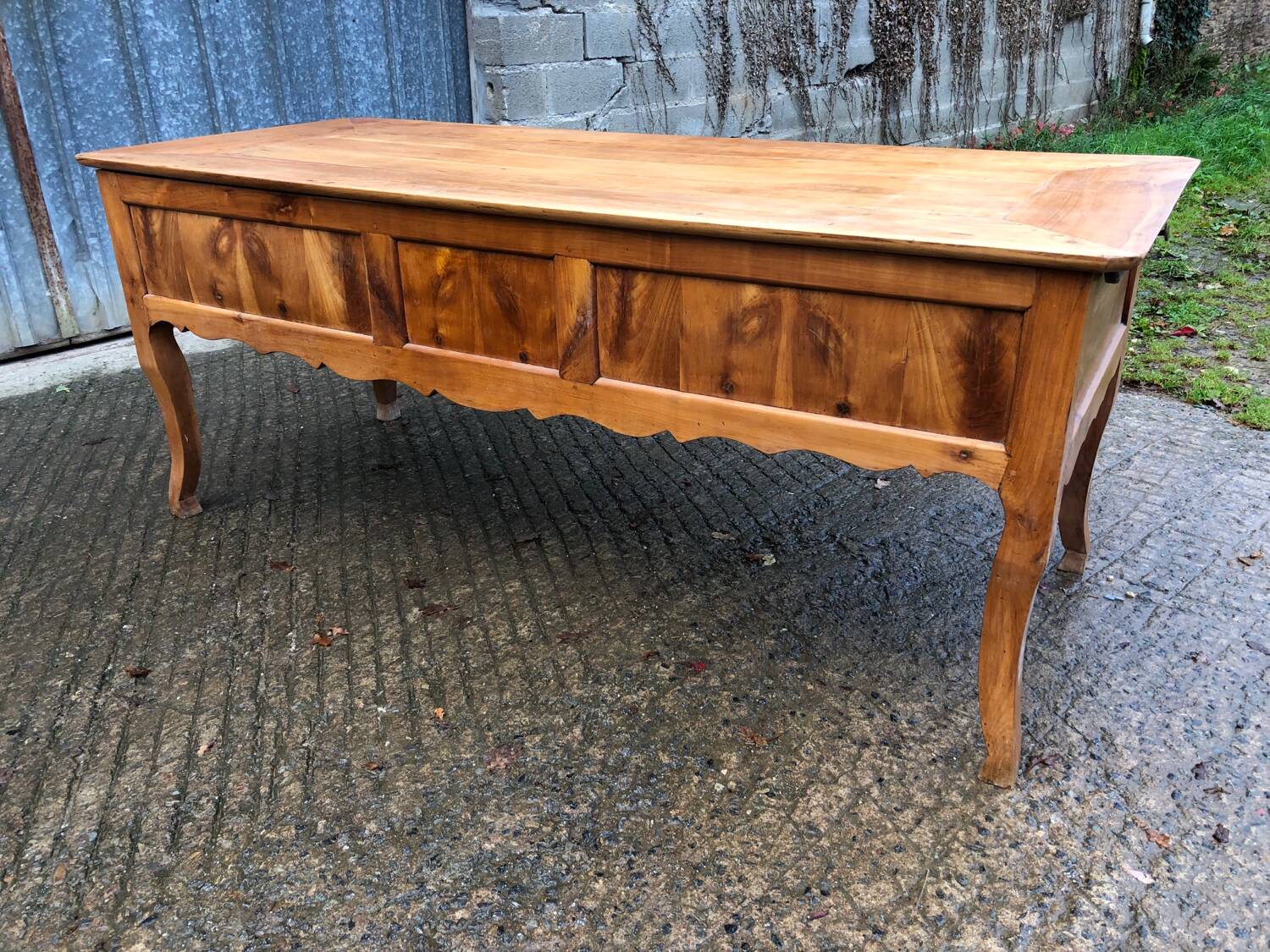 Antique Louis XV table with 3 drawers and 1 pull-out in solid cherry wood