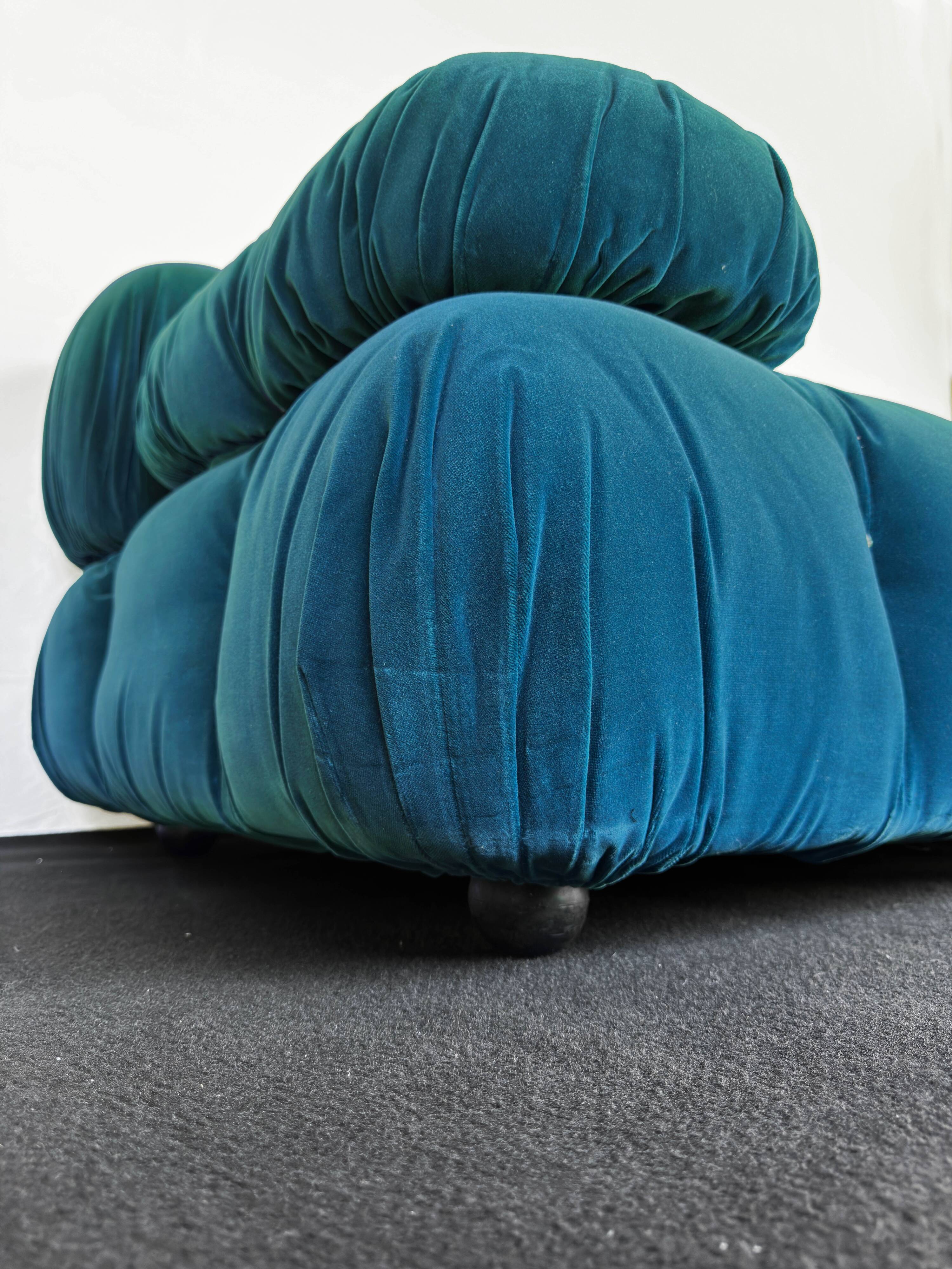 Modular sofa model "Camaleonda", design by Mario Bellini for B&B Italia, 70.