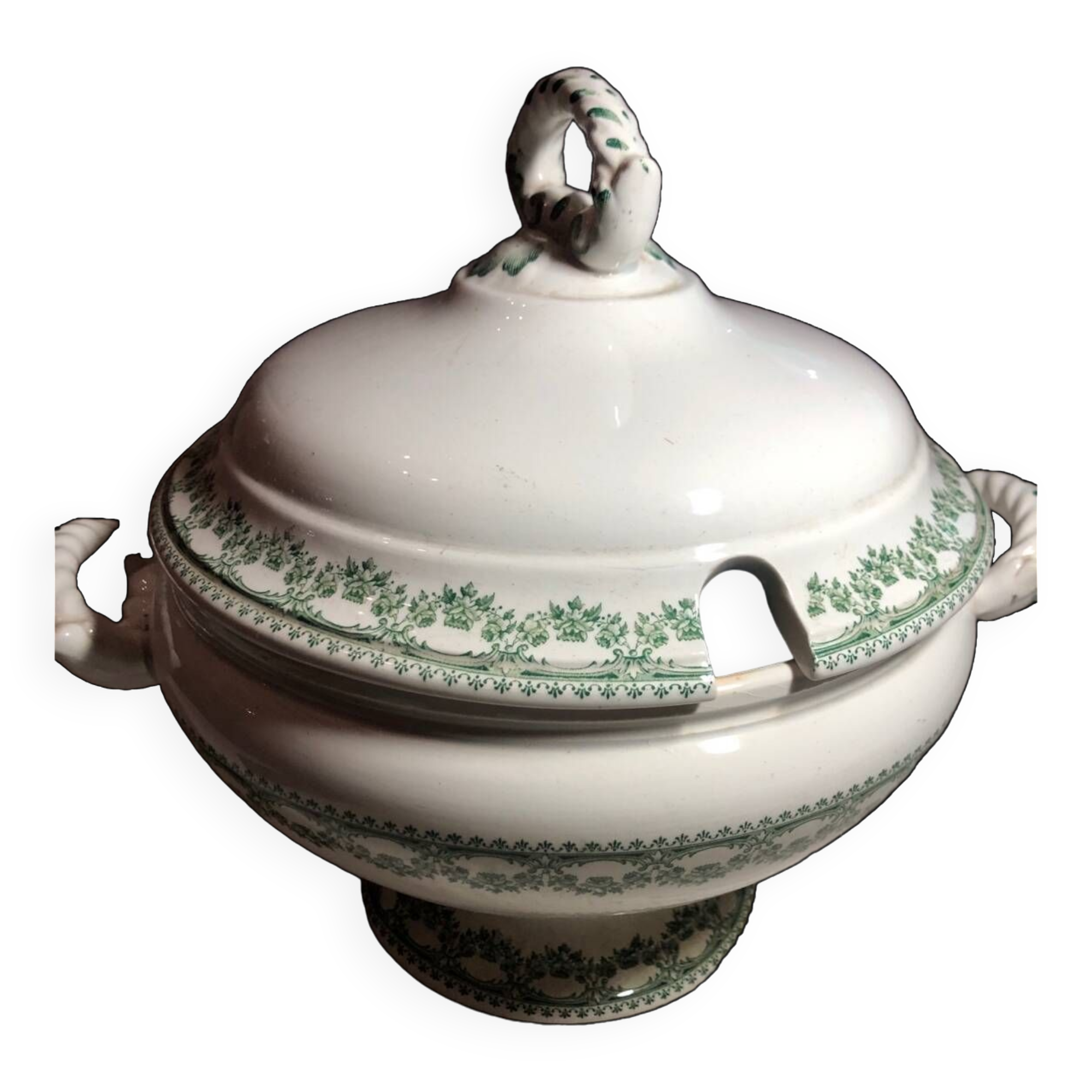 Boch La Louvière tureen