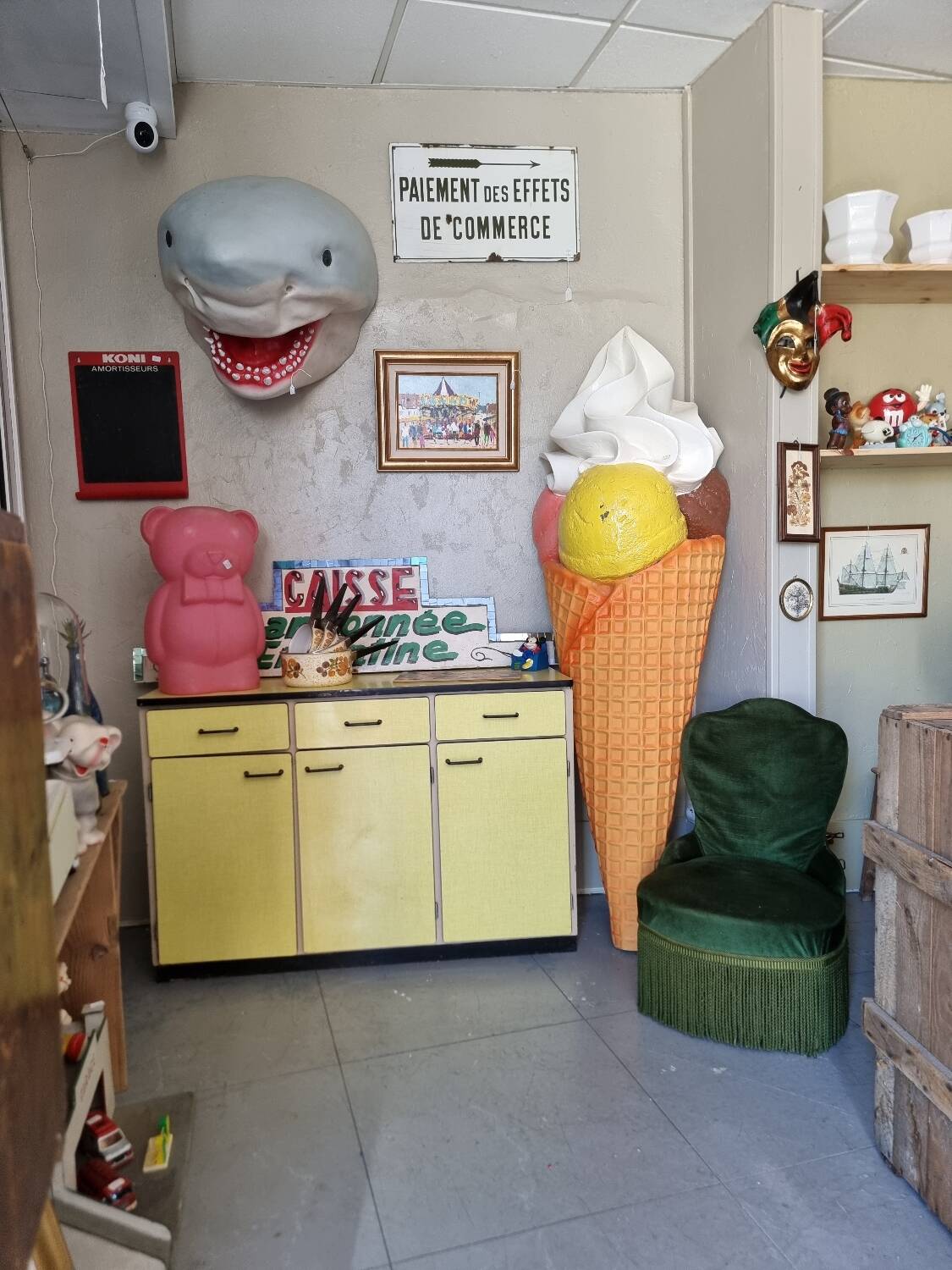 Giant ice cream cone