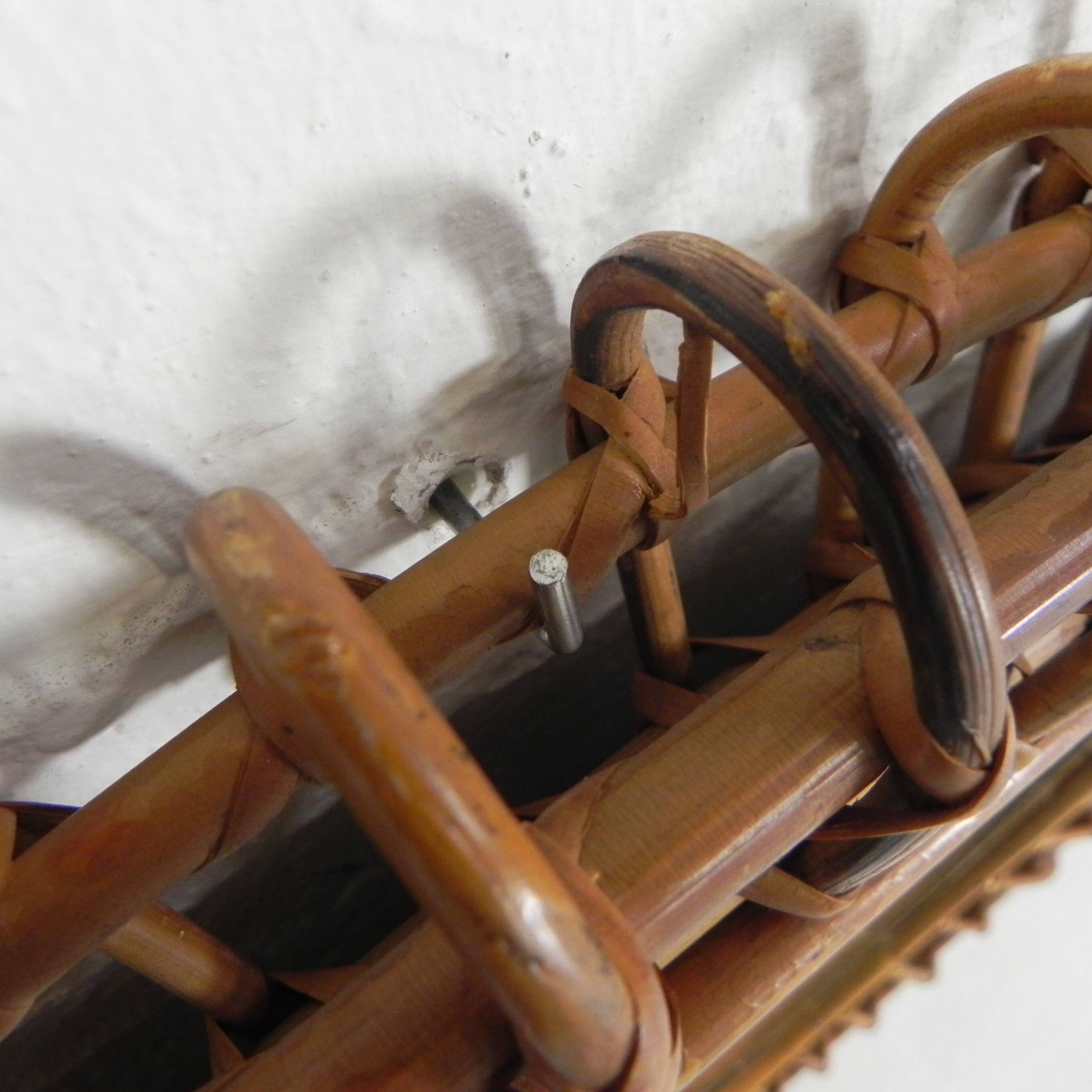 Round vintage mirror with bamboo edge