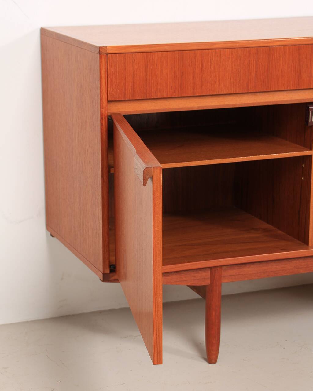 Vintage teak enfilade