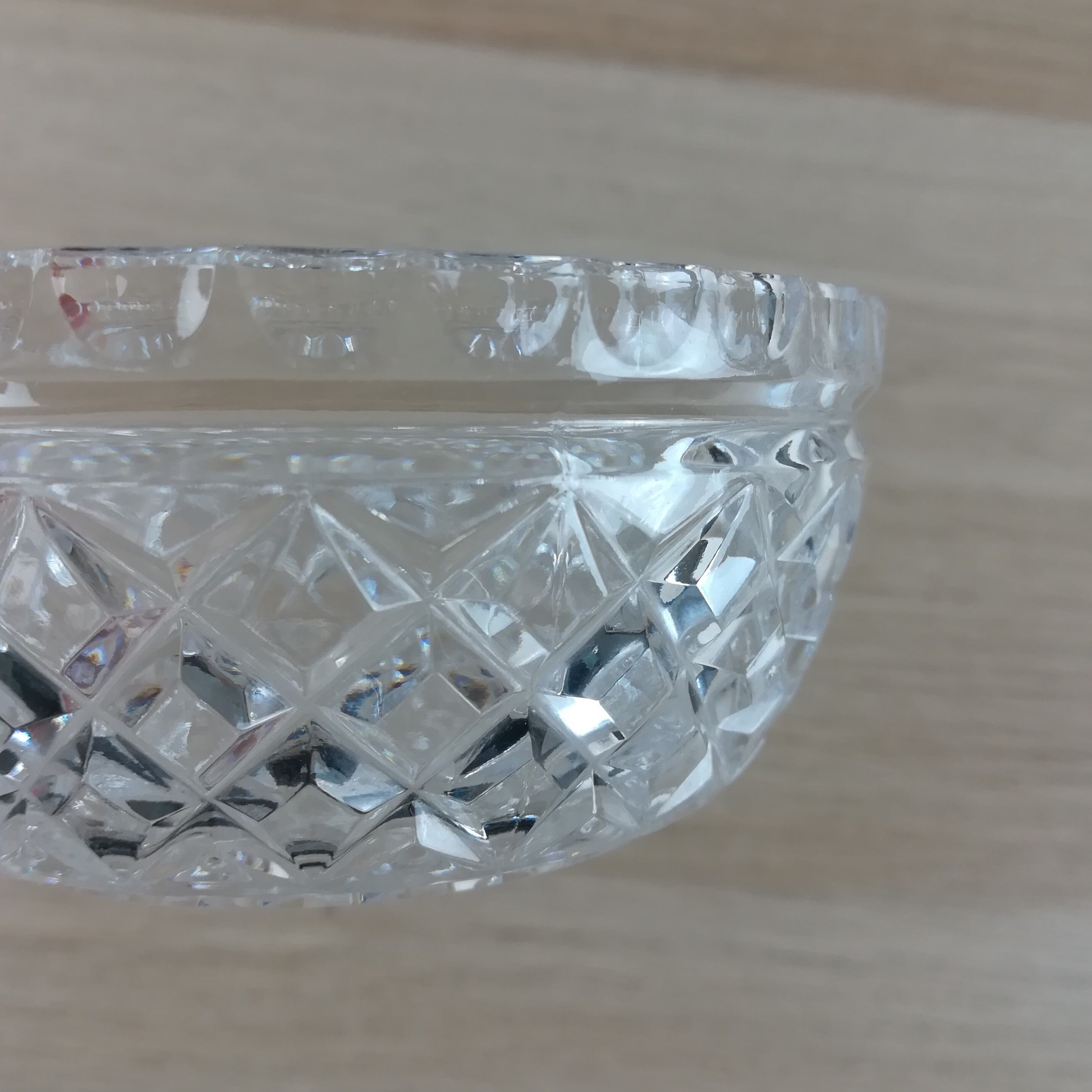 3 chiseled glass cups