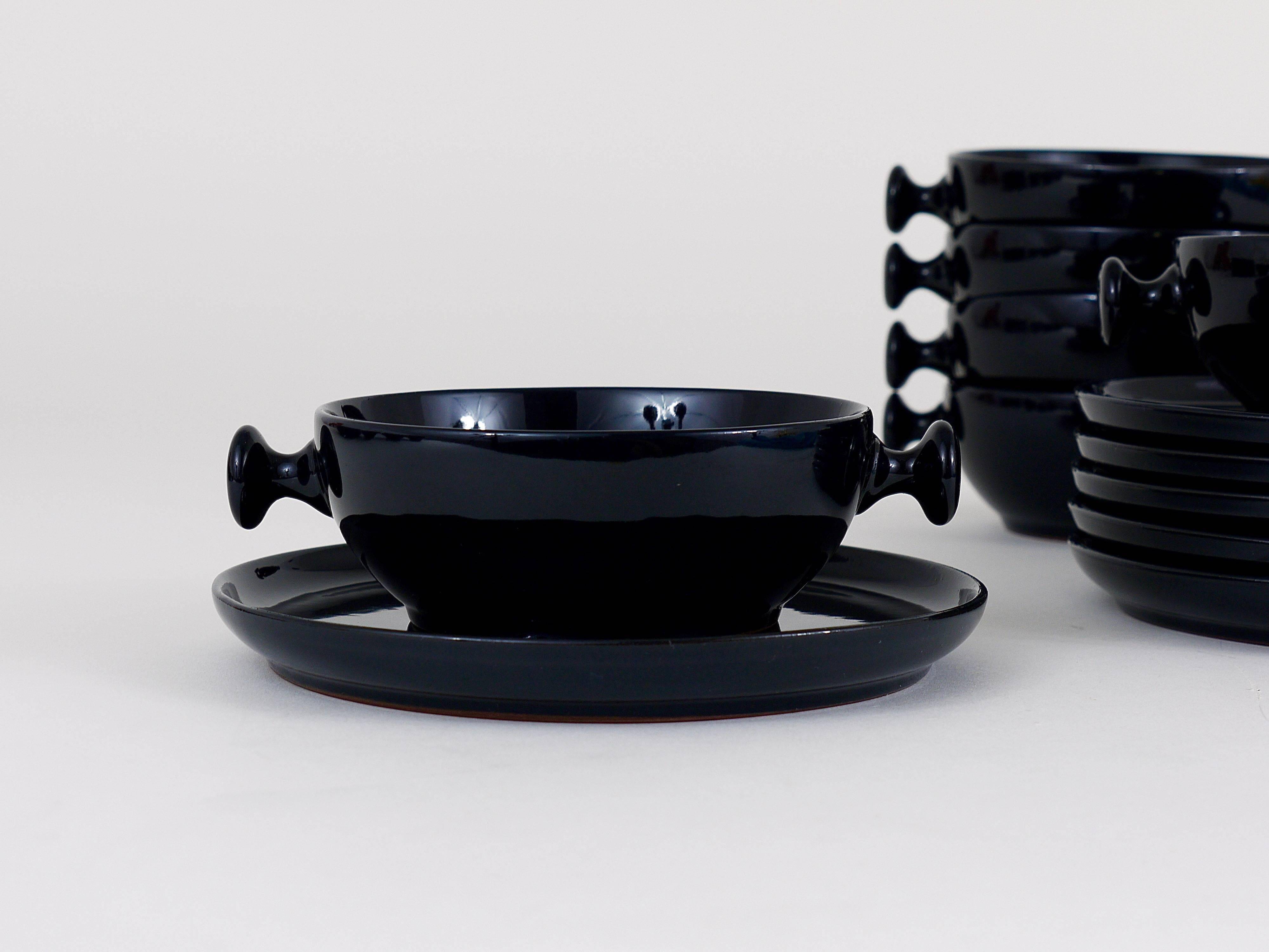 Complete tea service set and plates by Luigi Colani Zen, earthenware, Friesland, Germany, 1970s.