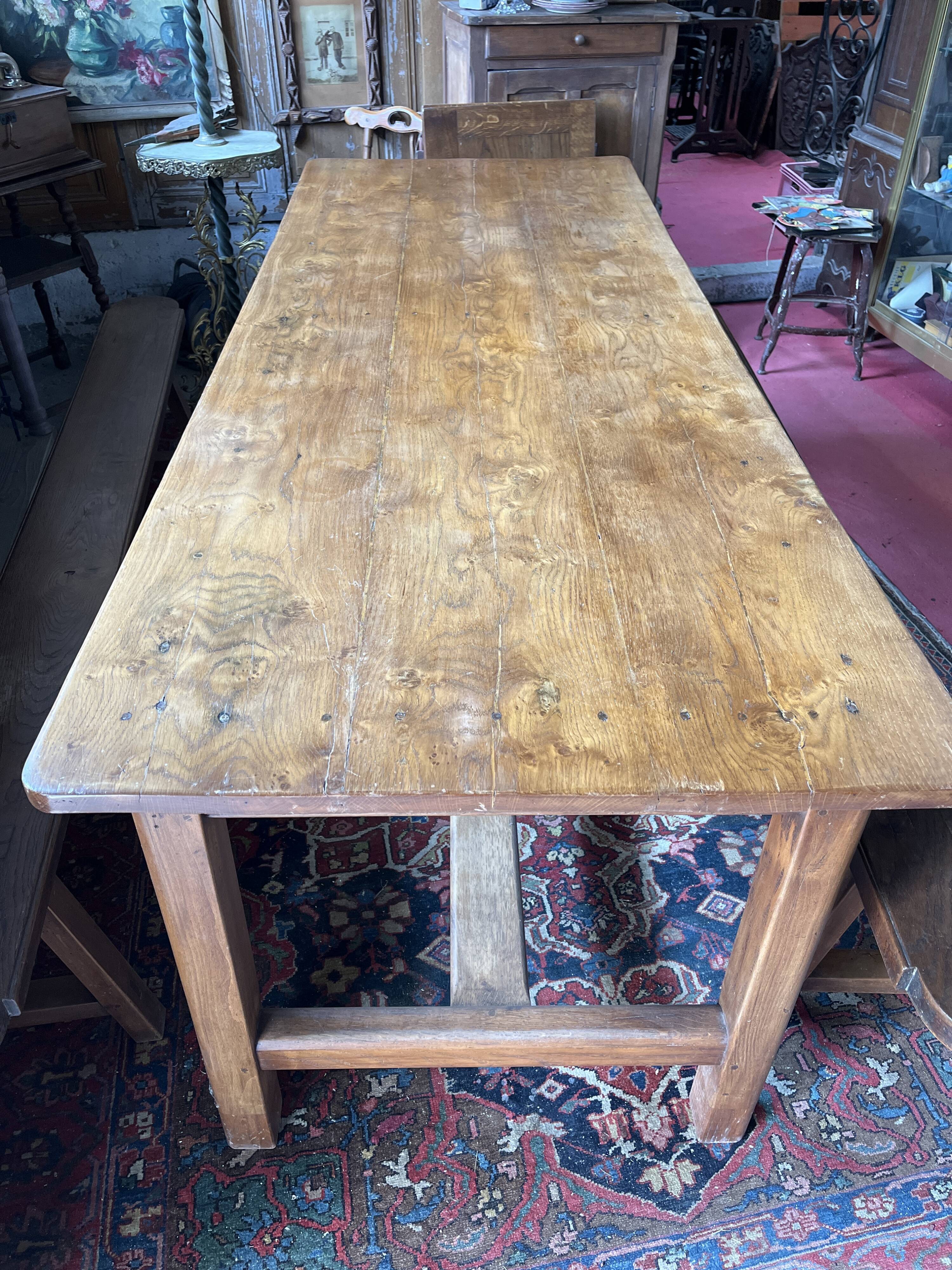 Large oak farmhouse table 3.18m