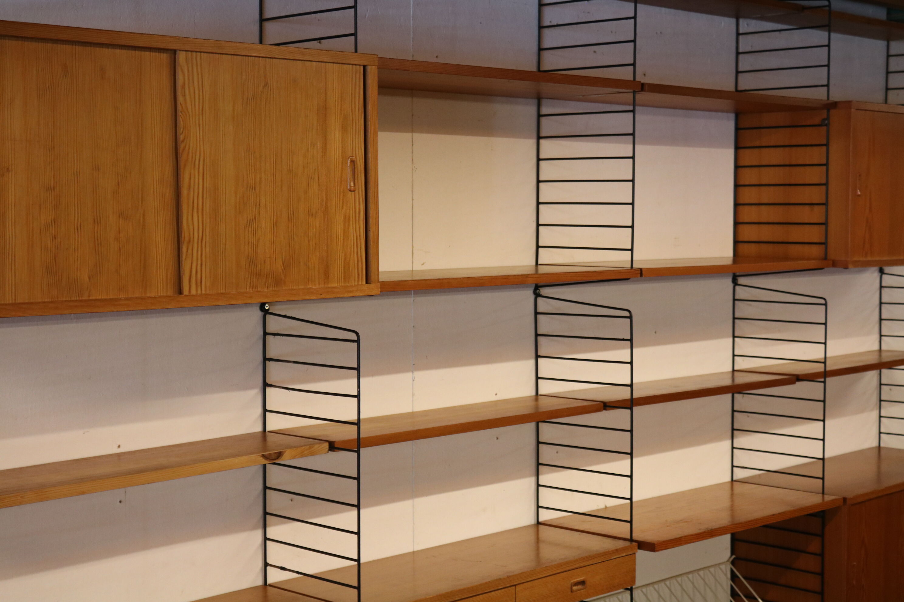 Birch system cabinet, designed by Nisse Strinning, manufactured by String in Denmark, 1950s
