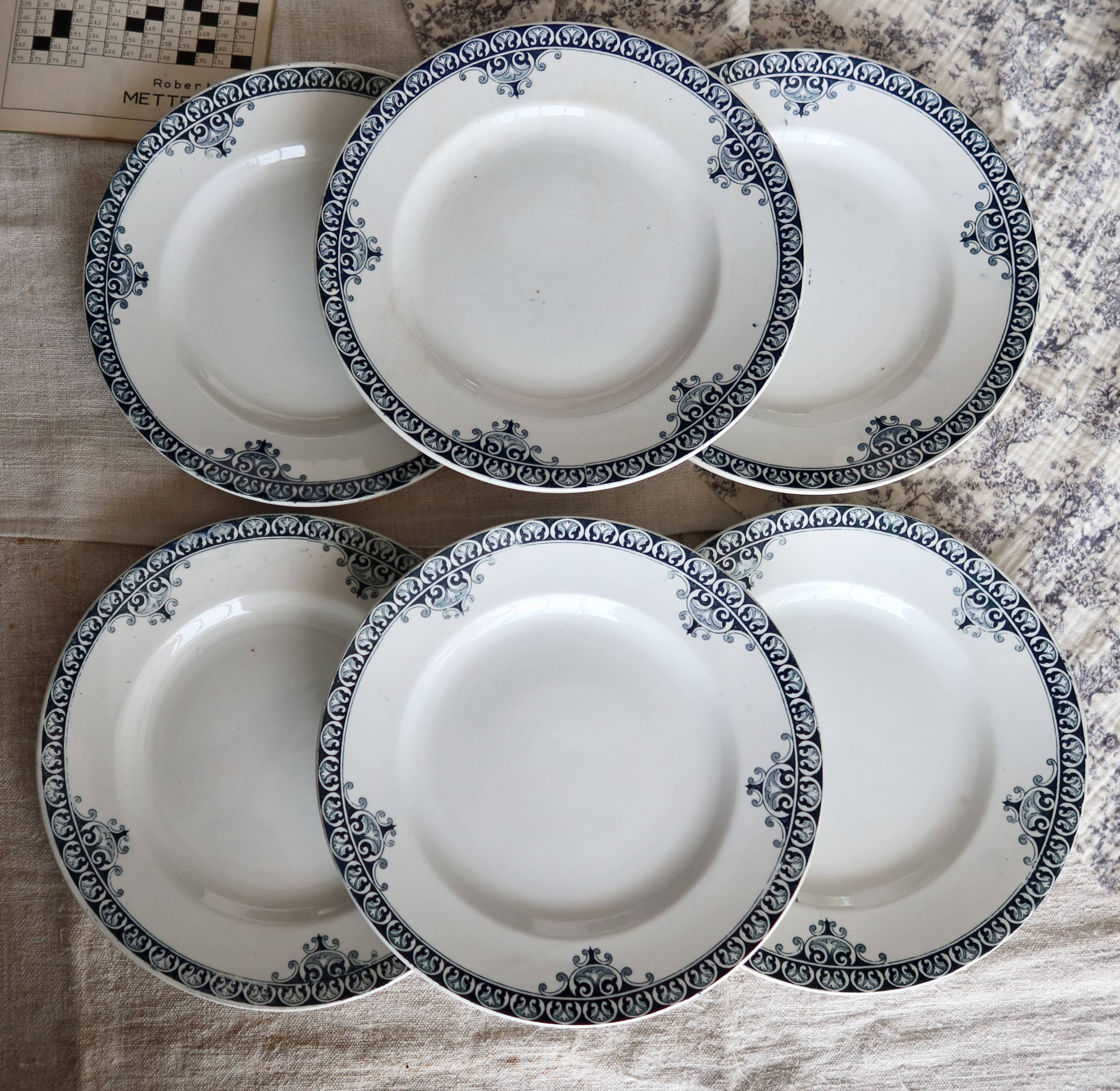 6 vintage ironstone flat plates – Adrianople series