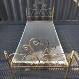 1-seater bed in gilded metal