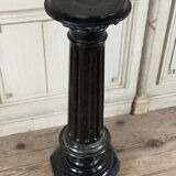 Column in green serpentine marble from around 1880