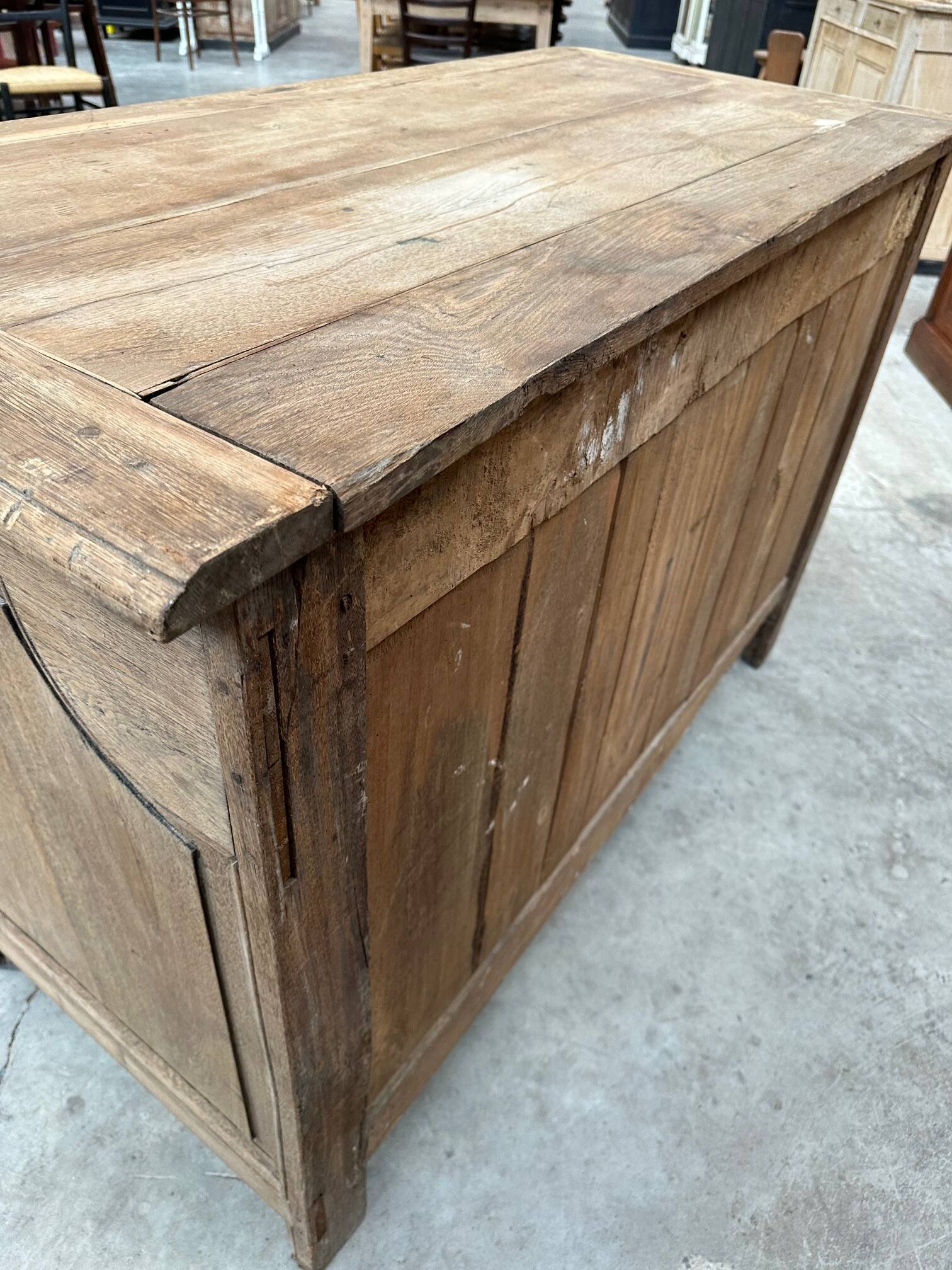 Commode en chêne Début XIXème