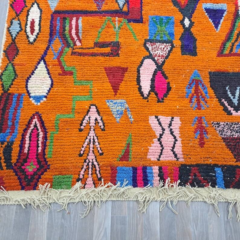 Tapis marocain artisanal décoré 200cmx300cm