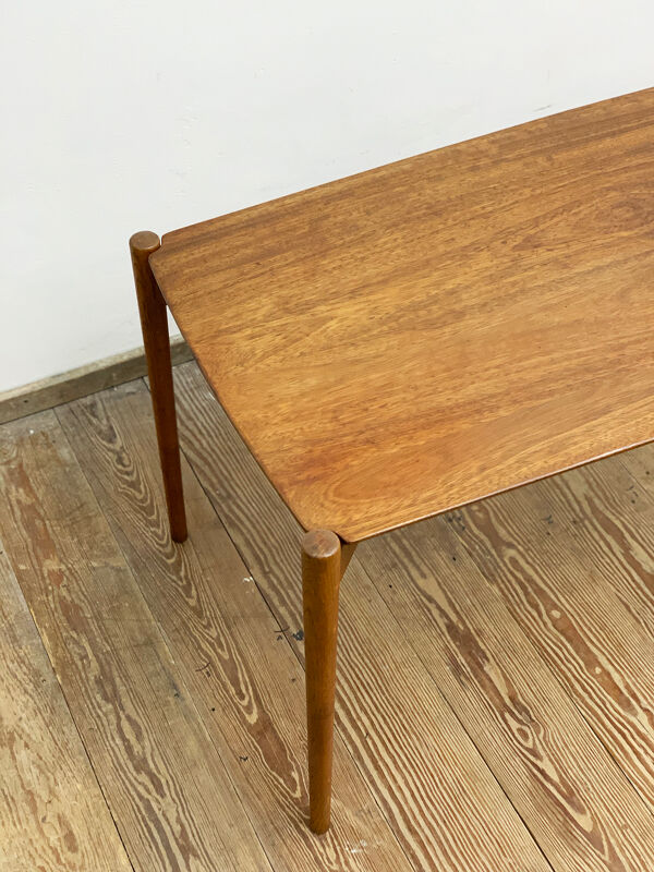 Table basse moderne en teck du milieu du siècle par Hartmut Lohmeyer, table d’appoint ou table de canapé, années 1950