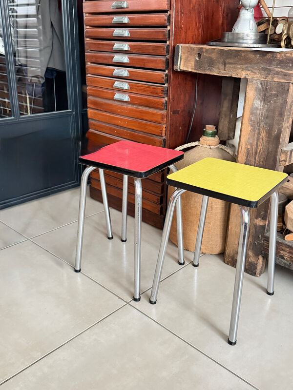 Lot de 2 tabourets Formica vintage