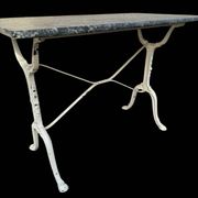 Table bistro Parisenne en fonte et marbre gris 1900