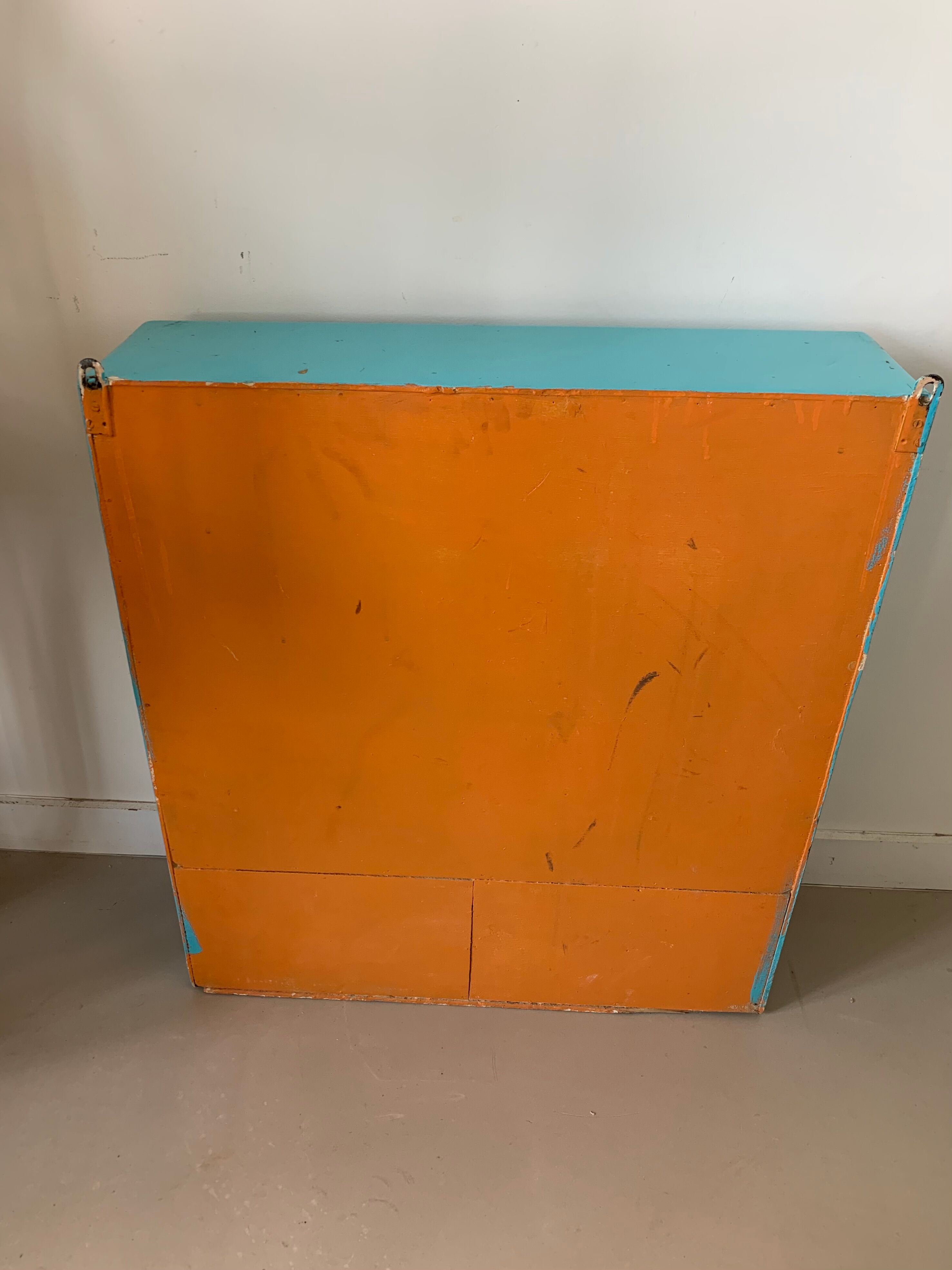 Wall cabinet 50s