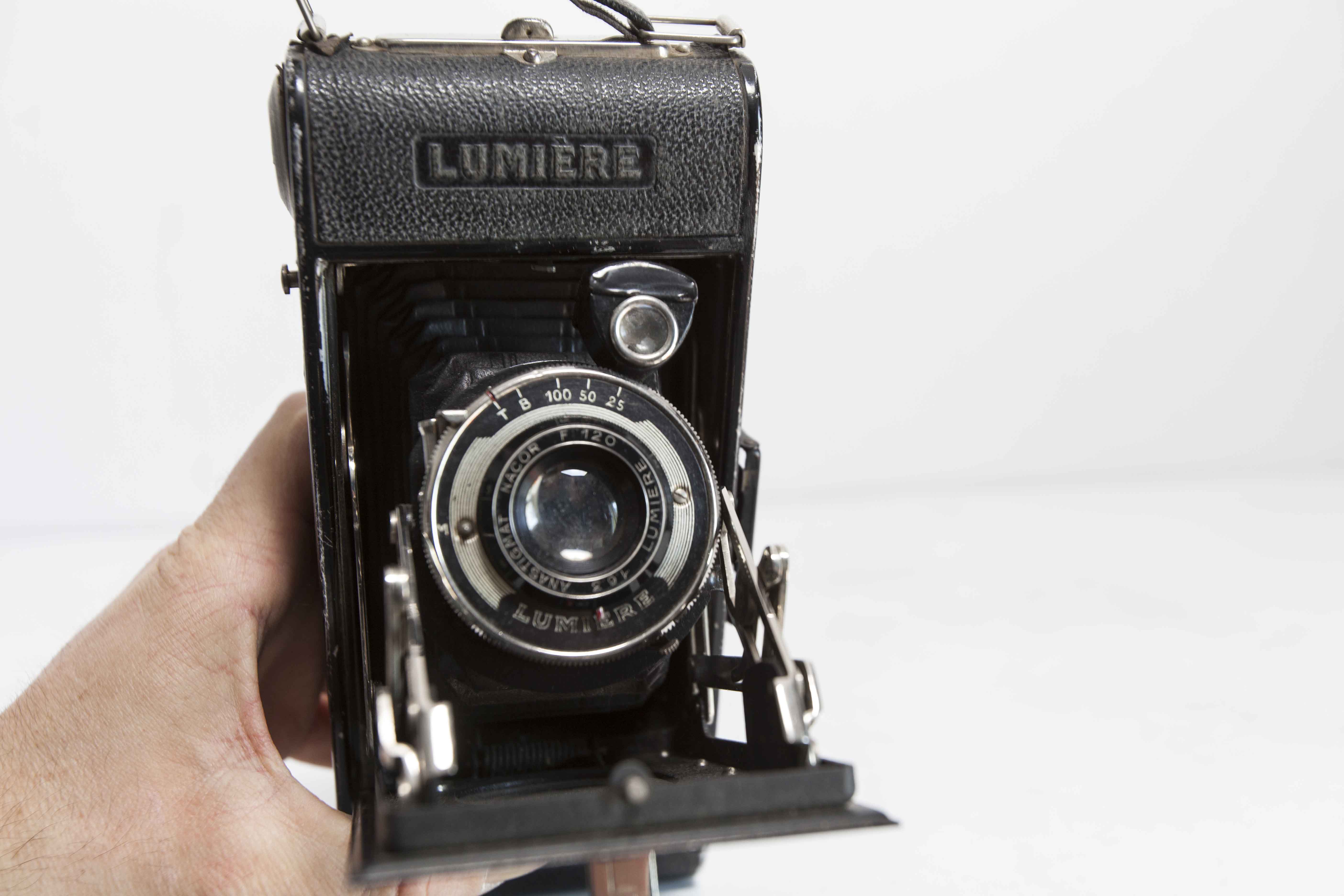 1930 Art Deco Light Camera